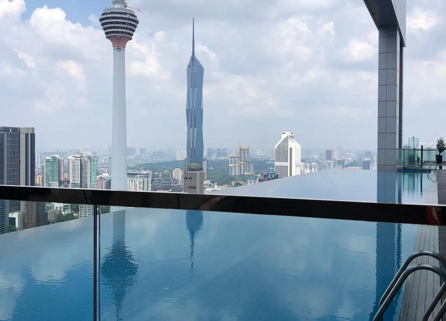 Platinum Suites Klcc Kuala Lumpur By Skyline location